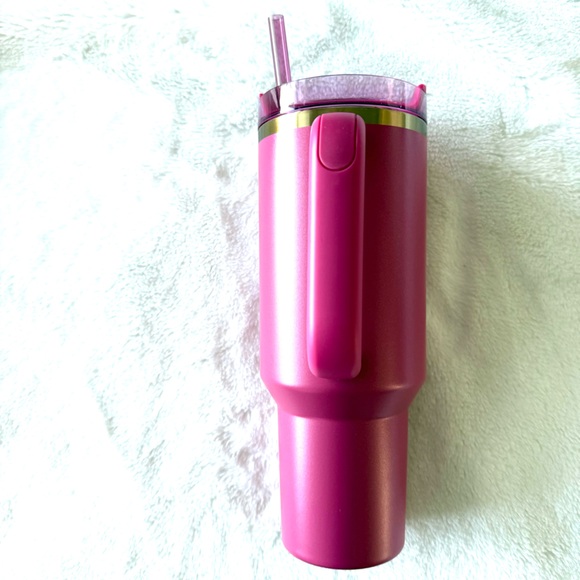 NWT Starbucks Stanley Holiday 40 OZ Berry Pink Glitter Stanley Tumbler NEW TAGS - Picture 5 of 10